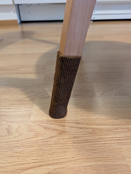 Huonekalusukka kalustejalkoihin ruskea (4kpl/paketti, saatavilla 4 pakettia)
