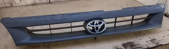 Toyota Corolla Hatchback E10 maski