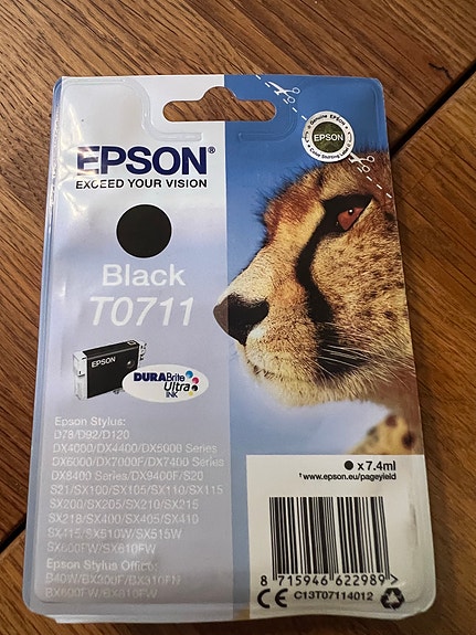 Epson T0711 Musta Mustesuihkutulostimen Mustekasetti