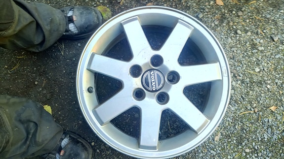 Volvon alut 5x108 6x15 ET46 KR.63,3