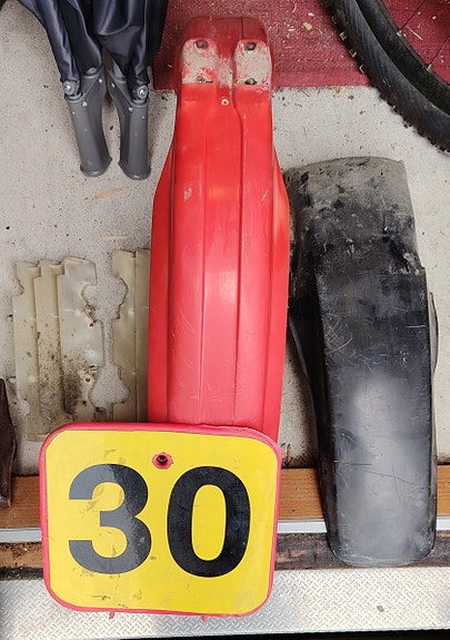 Honda cr 125 muoviosia