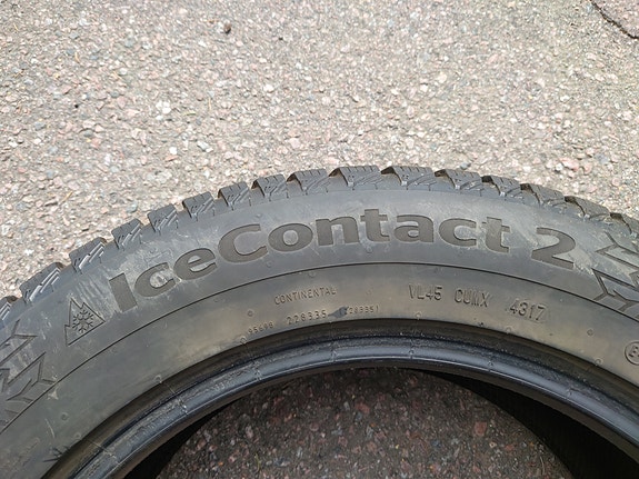 Continental icecontact 2