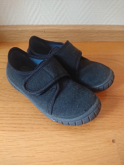 Superfit kangaskengät 26