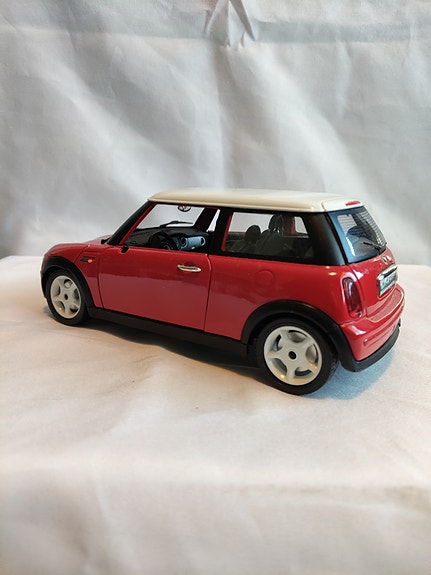 Product image 2 of 7