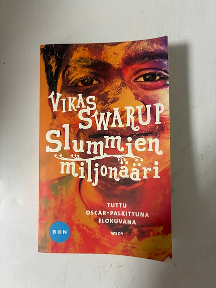 Slummien miljonääri pokkari kirja