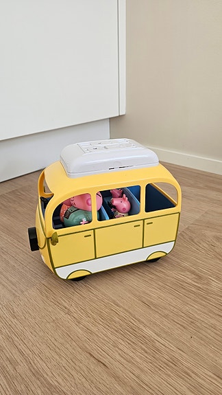 Pipsa possu matka auto