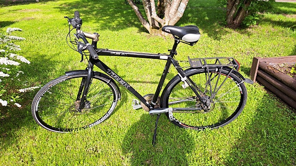 Trek 7.3 FX hybridi