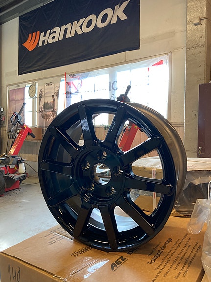 4kpl Uudet alut 16” Honda E alkuperäiset