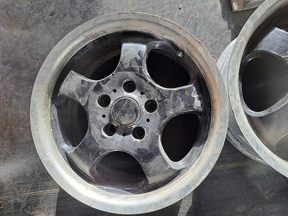 2 kpl Alumiinivanteita 7x15 5x110 ET38 KR74,1