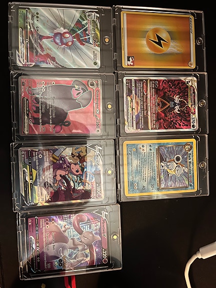 Pokemon Kortit Erilaisia Harvinaisia Kortteja