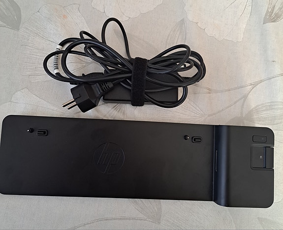 HP 2013 UltraSlim Docking Station