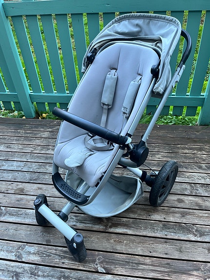 Quinny Buzz Lastenrattaat harmaa