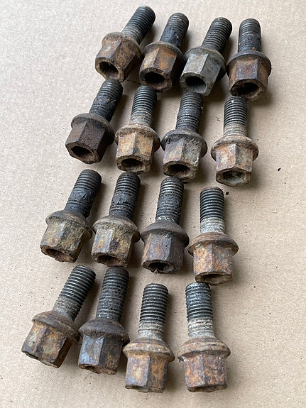 Volkswagen pallokartio pyöränpultit M12X1.5
