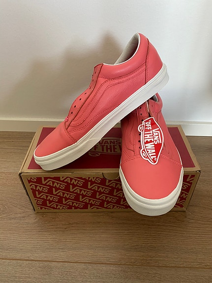 Uudet naisten Vans nahka kengät koko 40,5