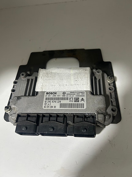 Citroen C4 1.6 bensan ECU