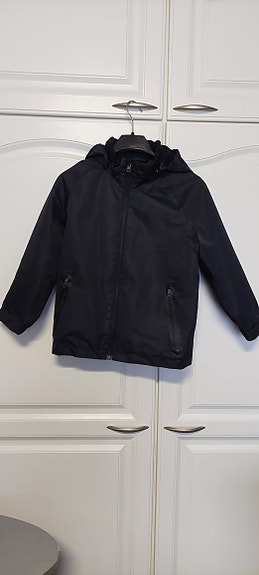 Lindex 128cm vedenpitävä takki