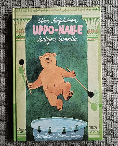 Uppo-Nalle laulujen laineilla