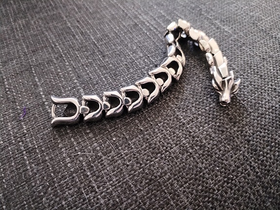Steel Wolf head,Miesten ranneketju, korvakorut