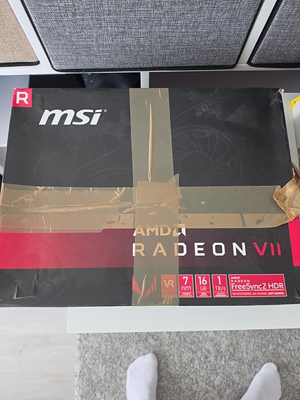 AMD VII 16gb ja a-radeon vii-x