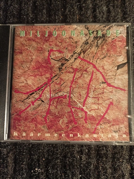 Miljoonasade Käärmeen Kantaja CD