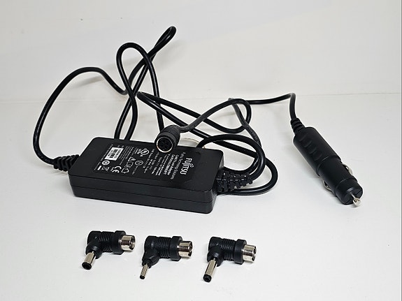 Fujitsu 90W autolaturi / car charger