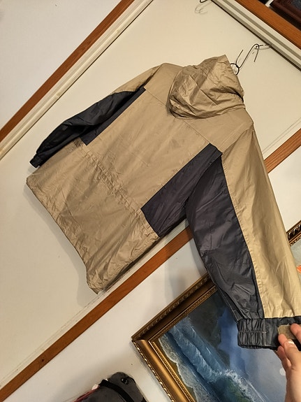 Product image 12 of 17