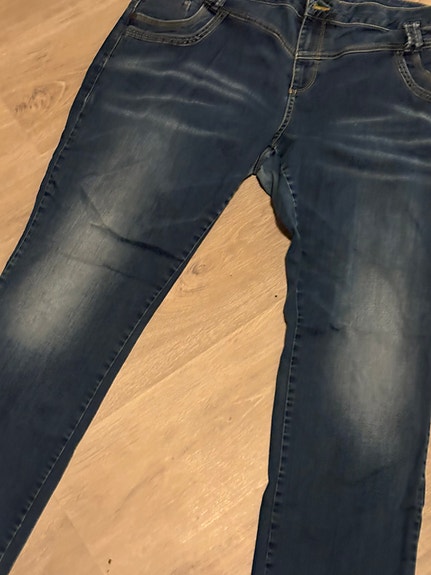 Product image 4 of 16