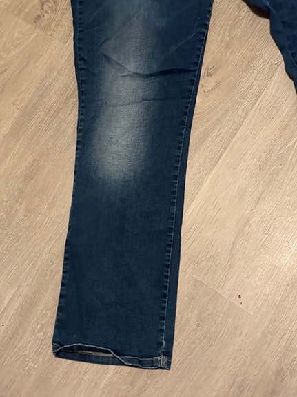 Product image 3 of 16