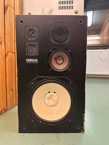 Yamaha NS-344 kaiutin