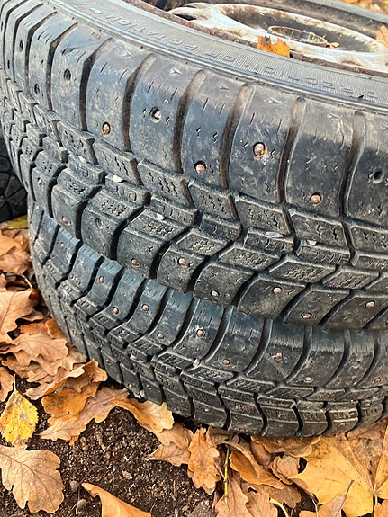13 " , 14 " ,15" peltivanteita 4x100 kesä ja nastarenkailla. esim peräkärryyn.