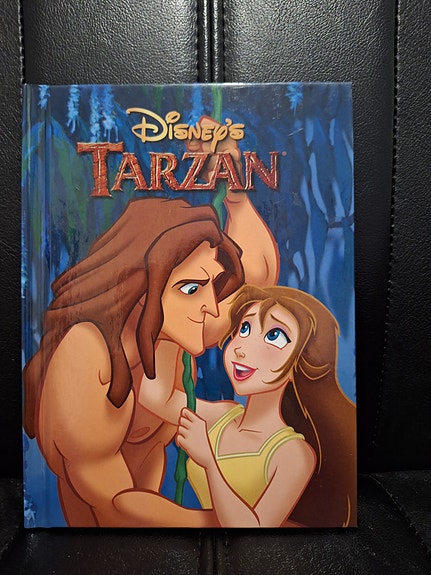 Myydään englannin kielinen Disney Tarzan Read & Sing along kirja