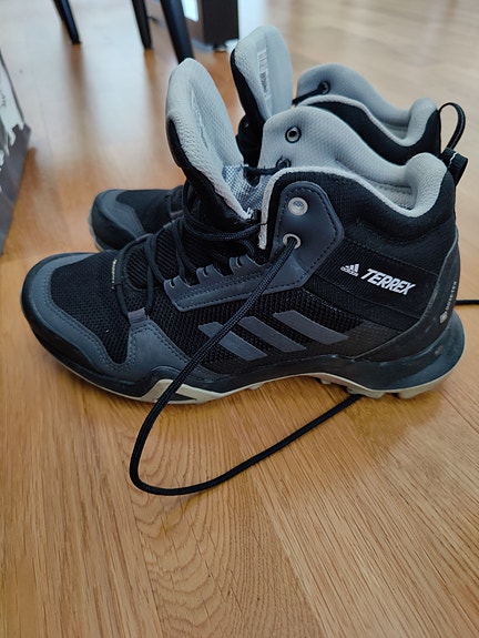 Adidas terrex 39