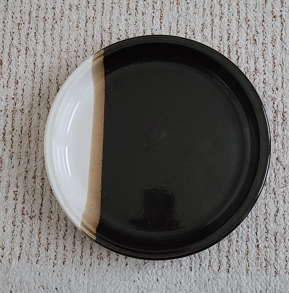 Kultakeramiikan piirakkavuoka/lautanen halk. 27cm