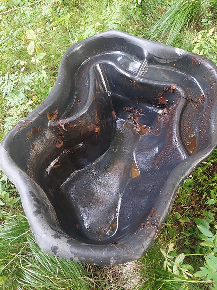 Suihkulähdeallas Puutarha allas 115x75x40