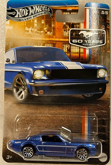 Pienoismalli Ford Mustang 2+2 Fastback 1965  1/64