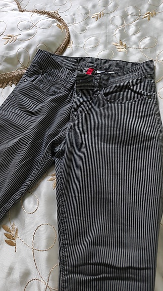 Striped skinny jeans