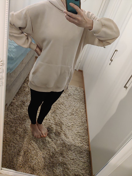 Beige pitkä huppari, koko S