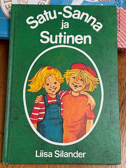 Satu-Sanna ja Sutinen - Lasten oma kirjakerho (75) - sanoma Oy