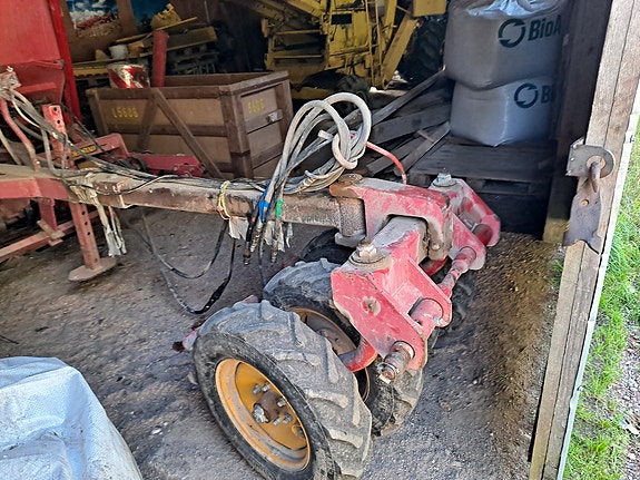 Väderstad välipyöräpakkeri