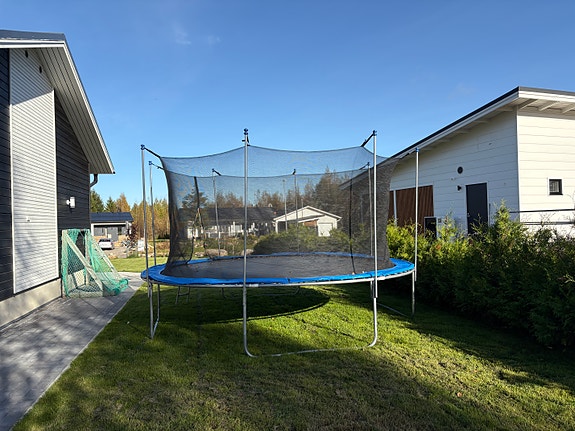 Trampoliini 4-4,5 m