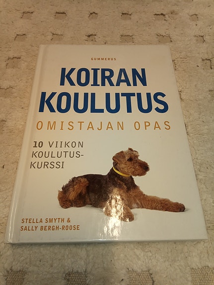 Koiran koulutus, omistajan opas (Stella Smyth)