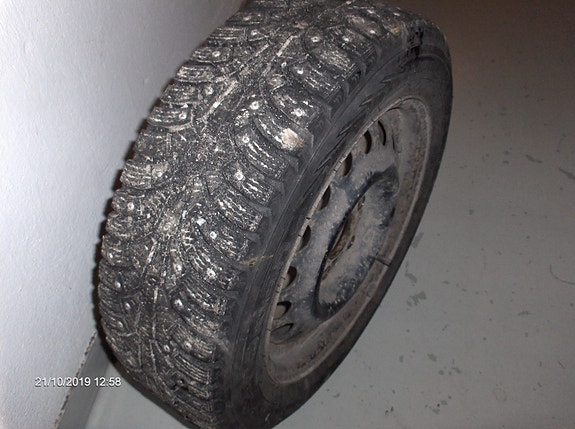 MB nastarenkaat 185x65x15 92T XL Hakkapeliitta 5