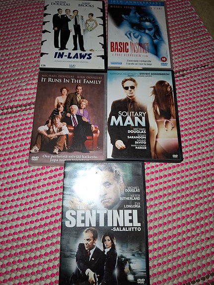 DVD-elokuvapaketti 5 kpl Michael Douglas
