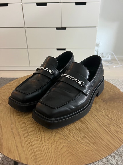 Vagabond Loaferit musta nahka koko 37