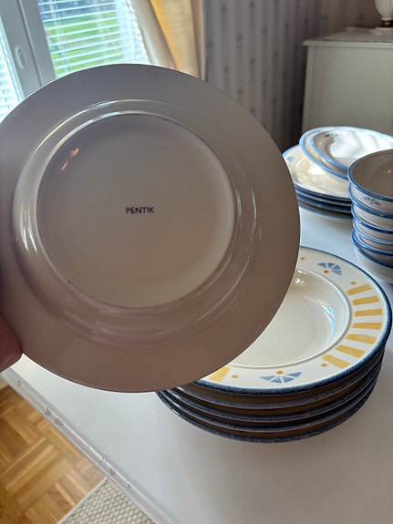 Pentik Tapio syvät lautaset