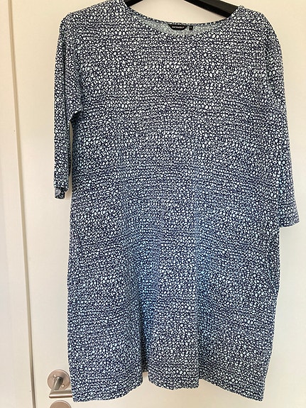 Marimekko Marjailla 9 mekko/tunika koko M