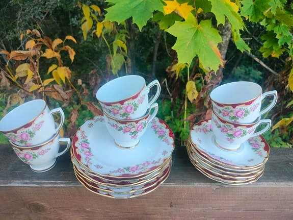 Kahvikuppi asetti vintage posliini