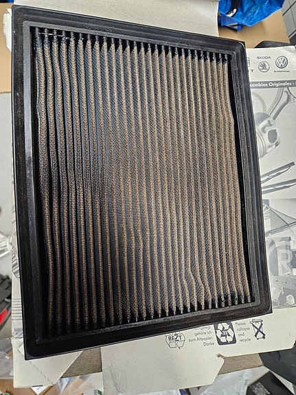 Audi A4 1.8T K&N Filters vapaavirtaus ilmansuodatin