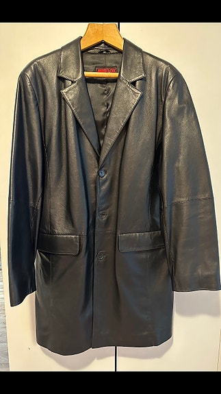 Nahkatakki, 50