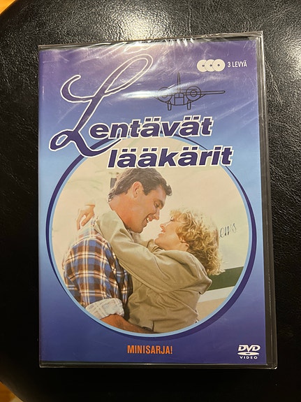Lentävät lääkärit 3 Dvd, Suomi-tekstit, UUSI